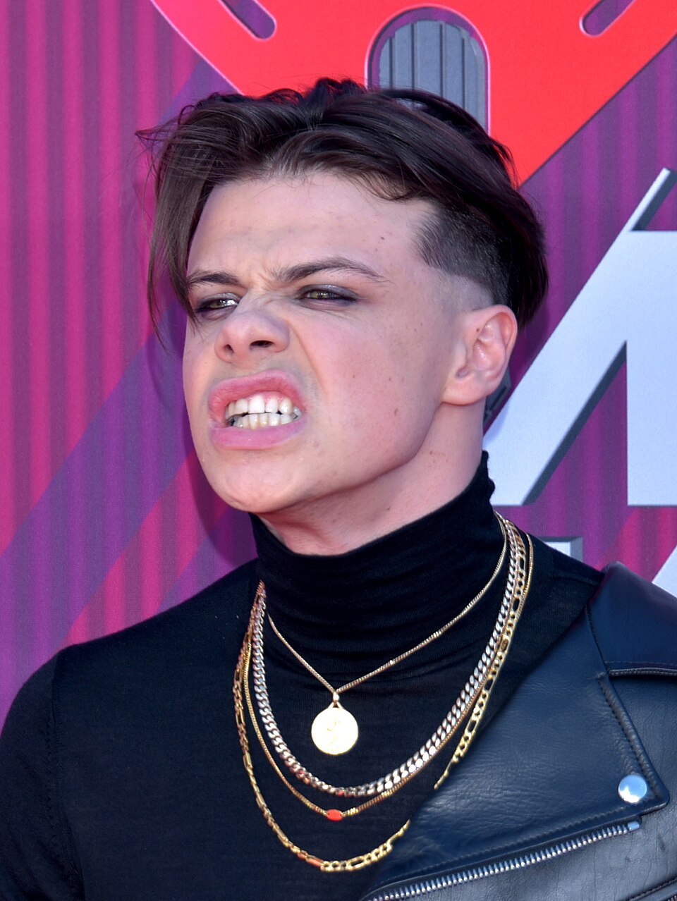 Yungblud performing in 2019